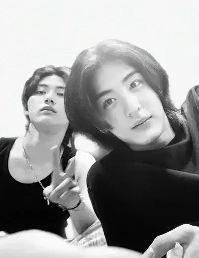 SleekDrill2789의 Taesan and Leehan