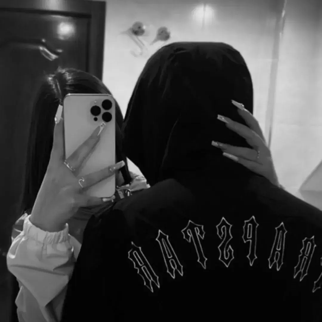 PrettyFloss3830의 Hood boyfriend