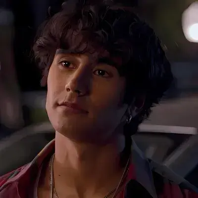 QuietTube0149의 Ethan Morales