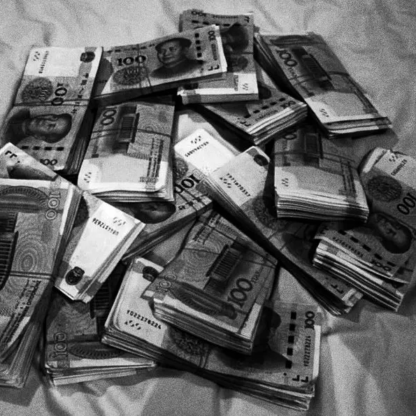 Es_poir...의 明美