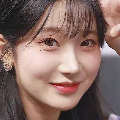 LuckyPail2249의 여사친