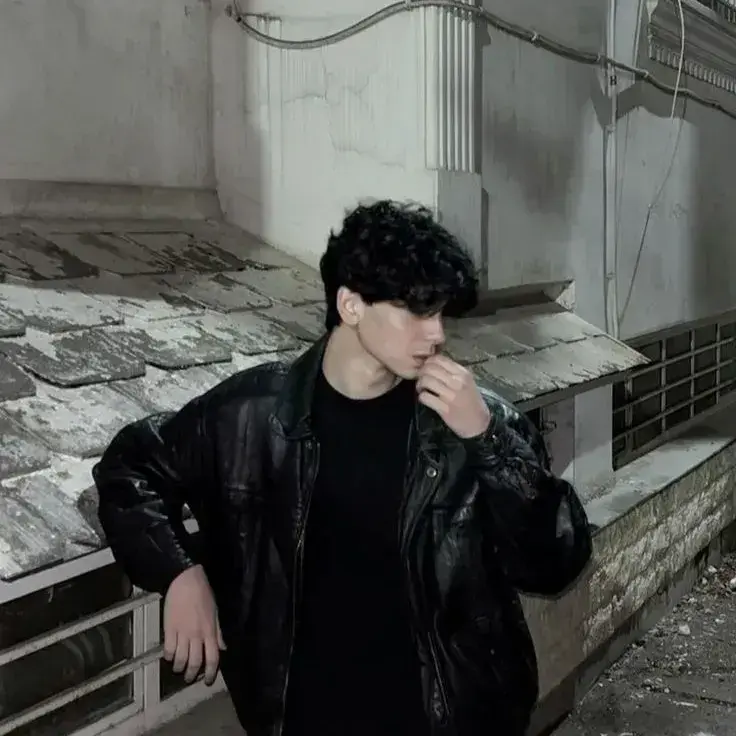 SavoryHeat6429의 Dimitri Volkov