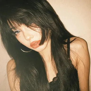 Profile image of Lara