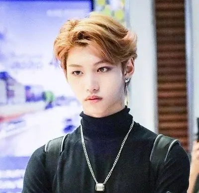 Bodyguard Caleb - zeta