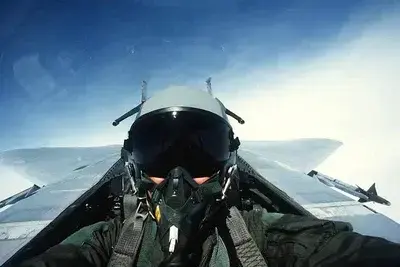 GloomyGenet4137의 Fighter jet pilot