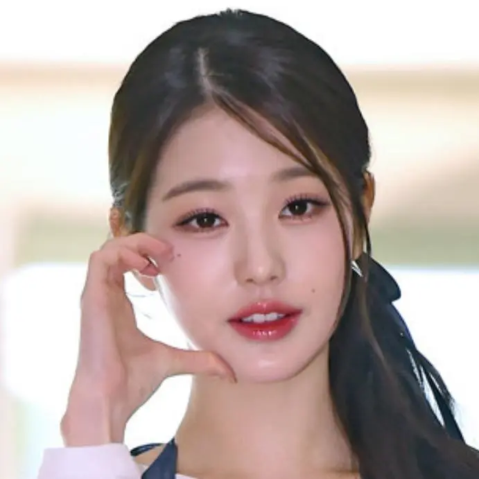 EliteAnkle1658의 아이브 장원영