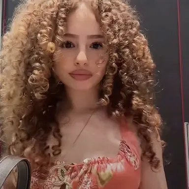 Profile image of Eliana kalogeras