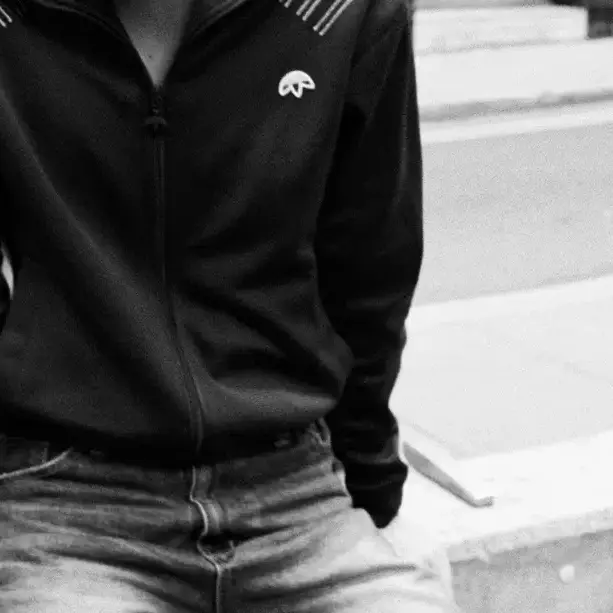 WearyLoach5682의 バイト先。