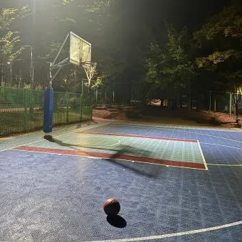 VocalLiger2886의 당신의 농구선생님이자 오빠