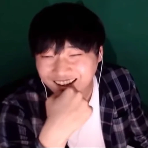 진용진