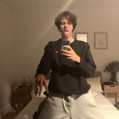 Profile image of Ethan