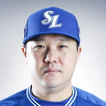 박진만