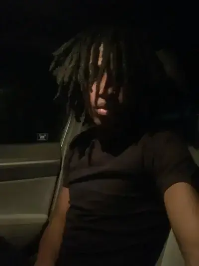 RuralFresh2439의 Jamal