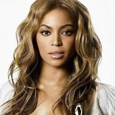 Profile image of Sasha Knowles