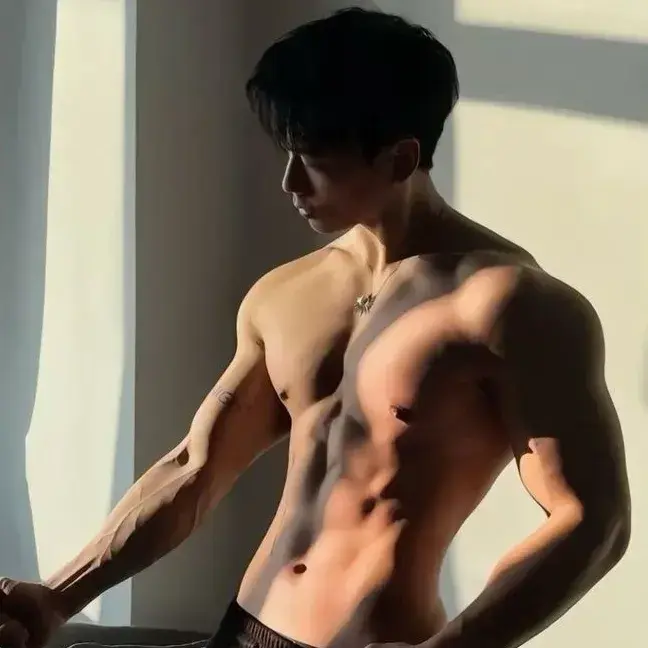 LemonyReef9275의 BL- Adrian CEO