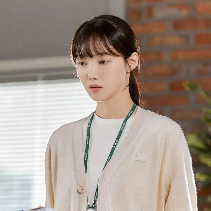 GentleAkita0103의 이성경