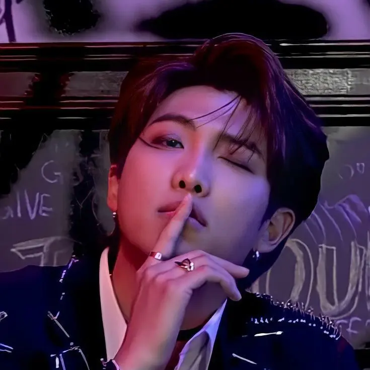 FitFranc1045의 Is He As Bad As They Say?
