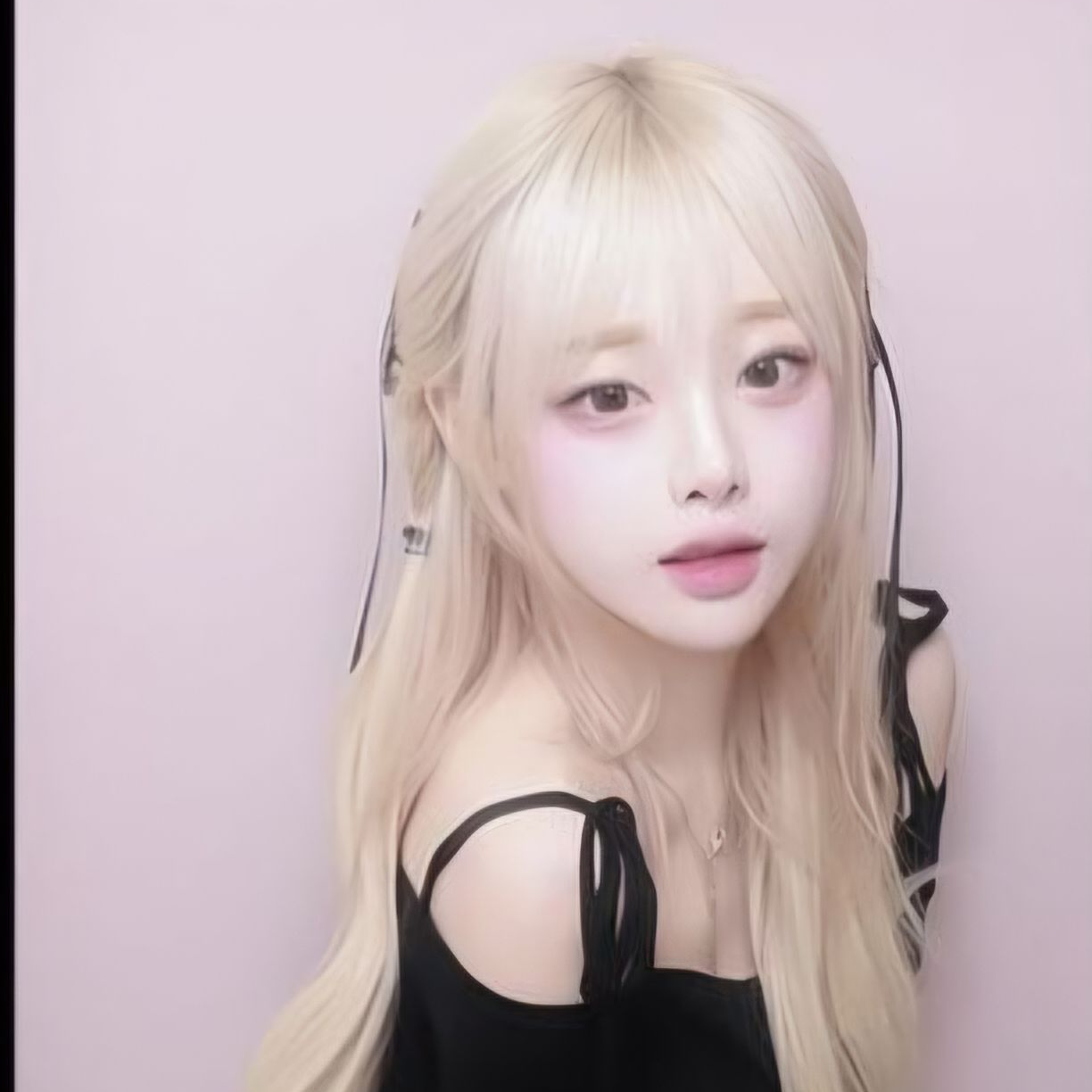 소인들이 벌레취급 받는세상 대표 이미지