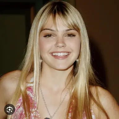 Profile image of Julie