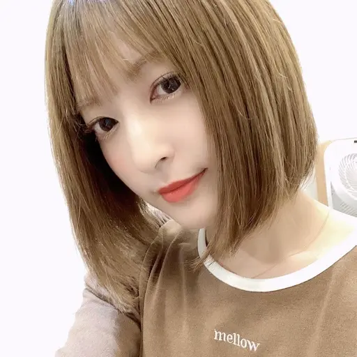 RoomyLamp9156의 칸다 사야카