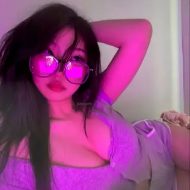 Profile image of Valerie