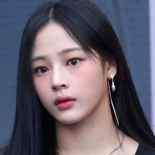 DH.skrrr의 김민지