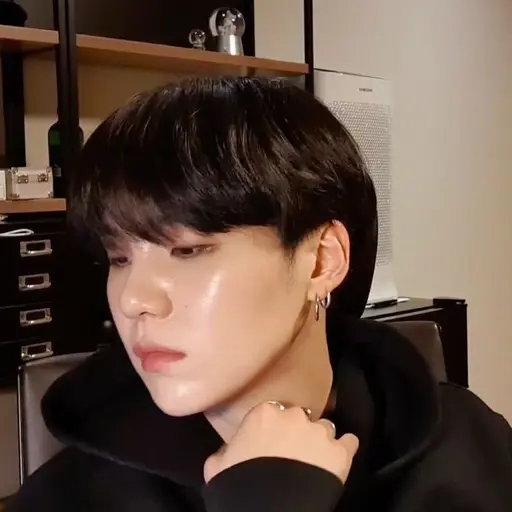 RearVirus1405의 민윤기