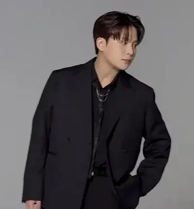 FlushFilm1830의 Jongho