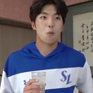 Profile image of 김영웅