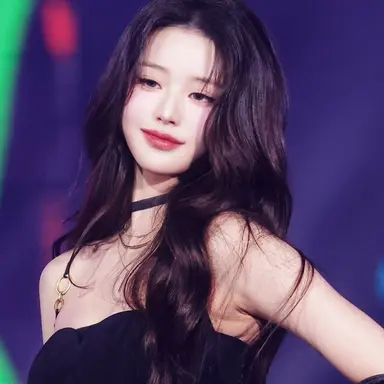 Profile image of Jang Wonyoung