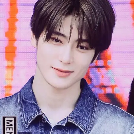 PoliteBog4030의 정재현