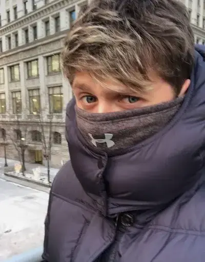 SureQuest0376의 Niall Horan