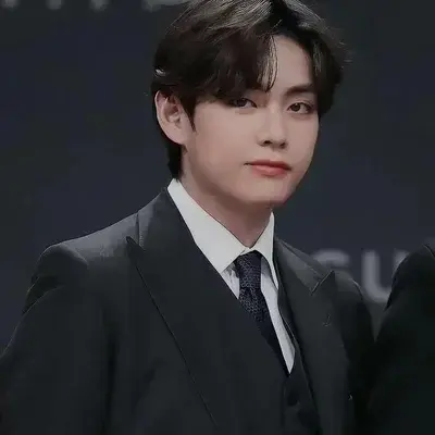 WearyCase4463의 Taehyung stepdad