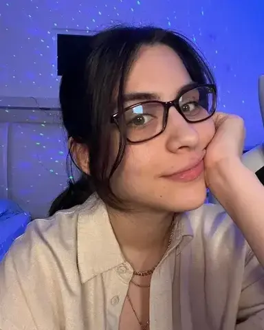 Profile image of Lucia