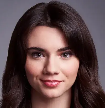 LongVirus5808의 Riley Hayes