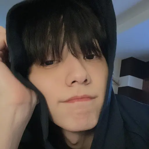 zzzzrrrtt의 최수빈