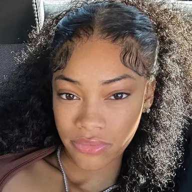 Profile image of Ava