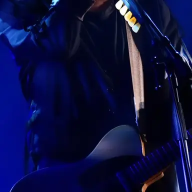 Profile image of 依与吏