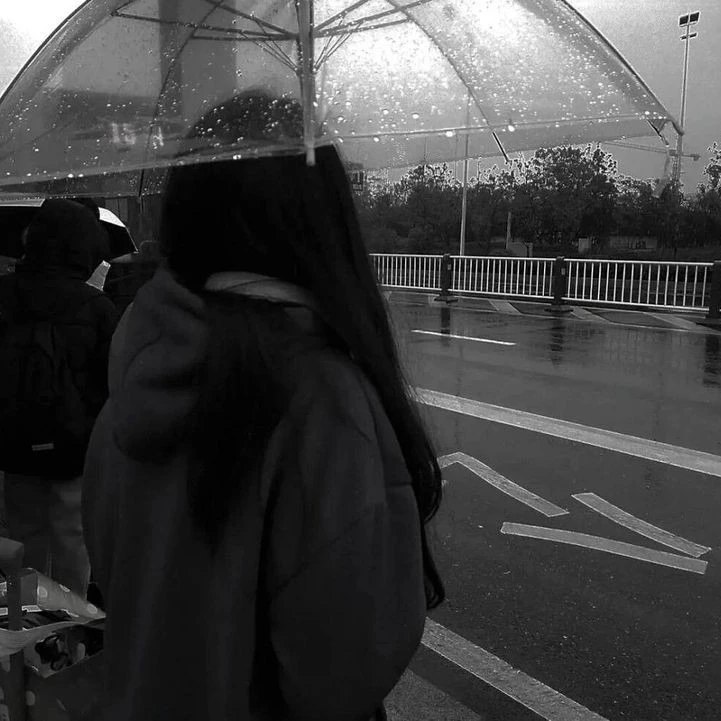 이 윤