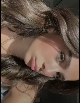 Profile image of Gia