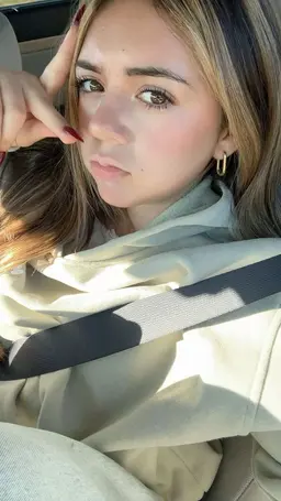 Profile image of Faye