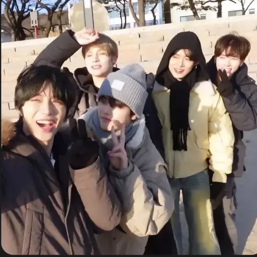 page._.onemoa783의 투바투와 마법학교