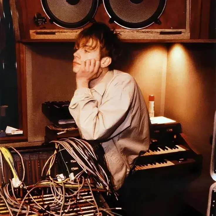 SnarlyCrane7534의 Damon Albarn