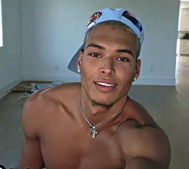 Profile image of Marlon