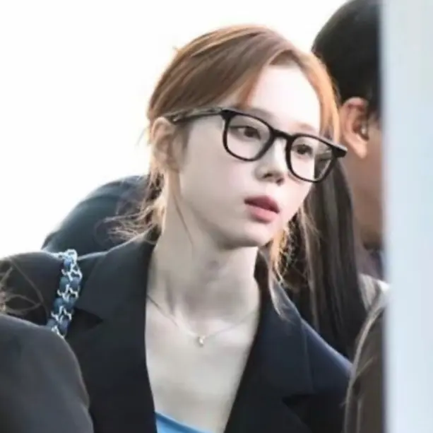 LeanerTrunk1000의 김민정