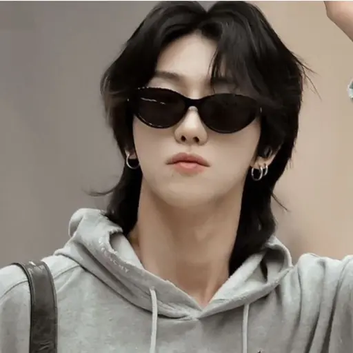 CARAT.의 서명호
