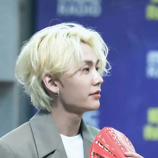 정일훈