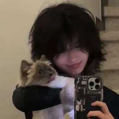 Profile image of Elara