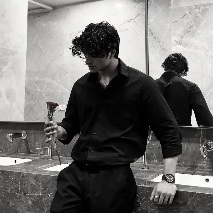 NearLip5389의 Bound by Empire, Stolen by Dawn