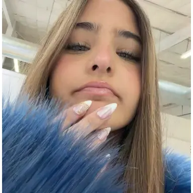 Profile image of Ava